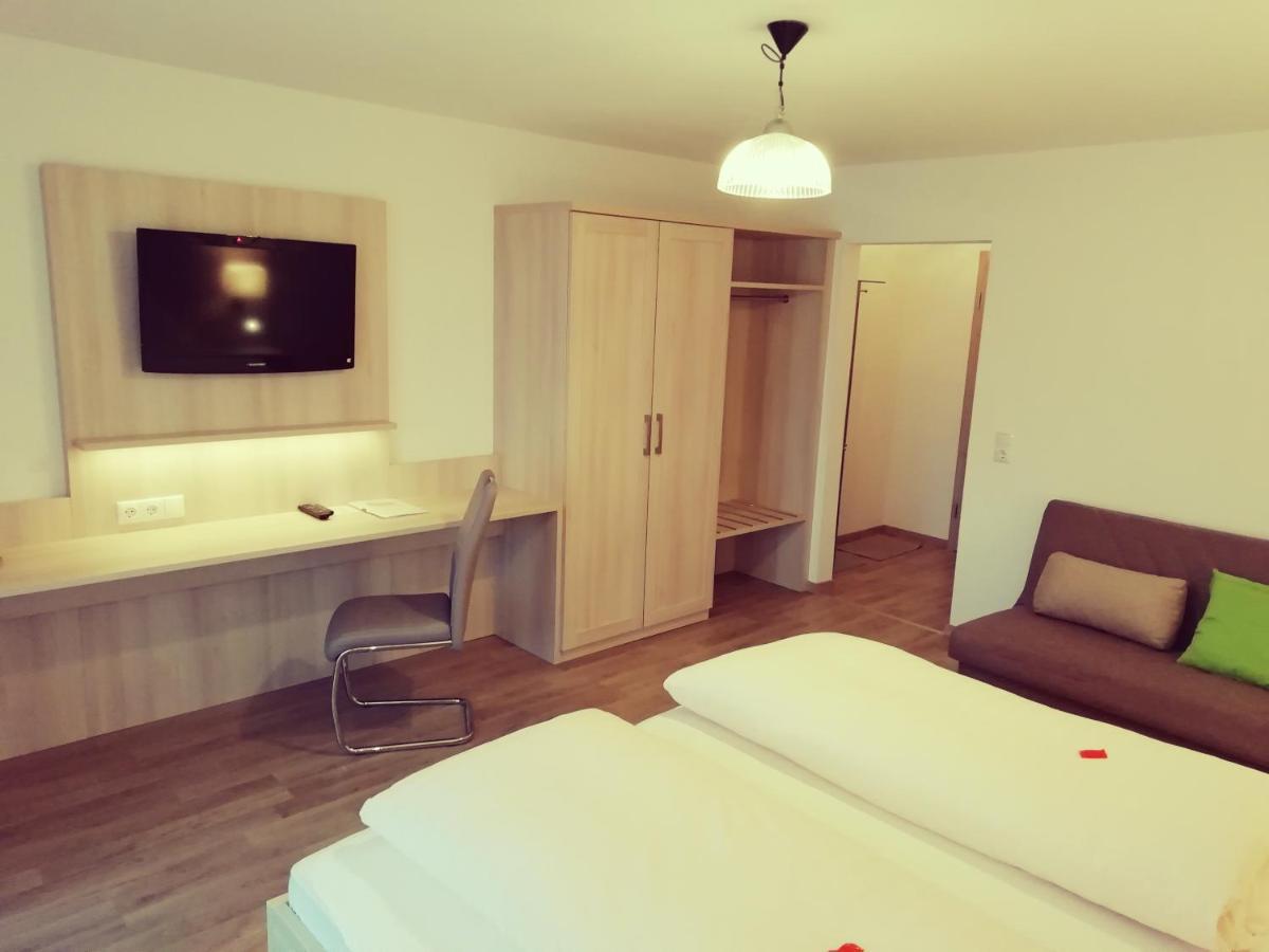 Buechelsteiner Hof Hotel Grattersdorf Eksteriør billede